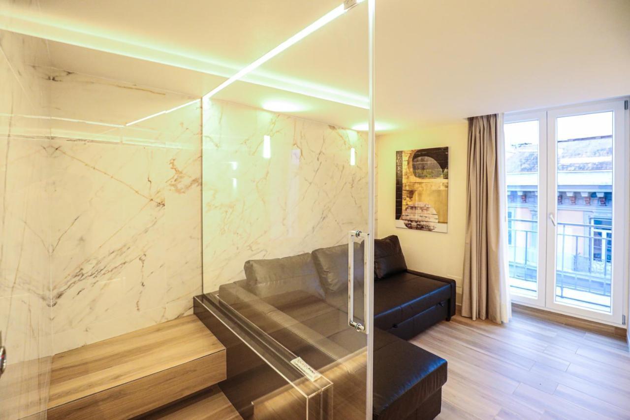 Municipio Luxury Suite Napoli Bagian luar foto