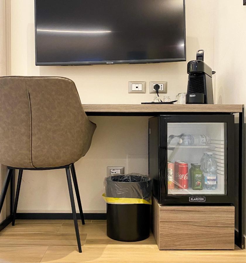 Municipio Luxury Suite Napoli Bagian luar foto