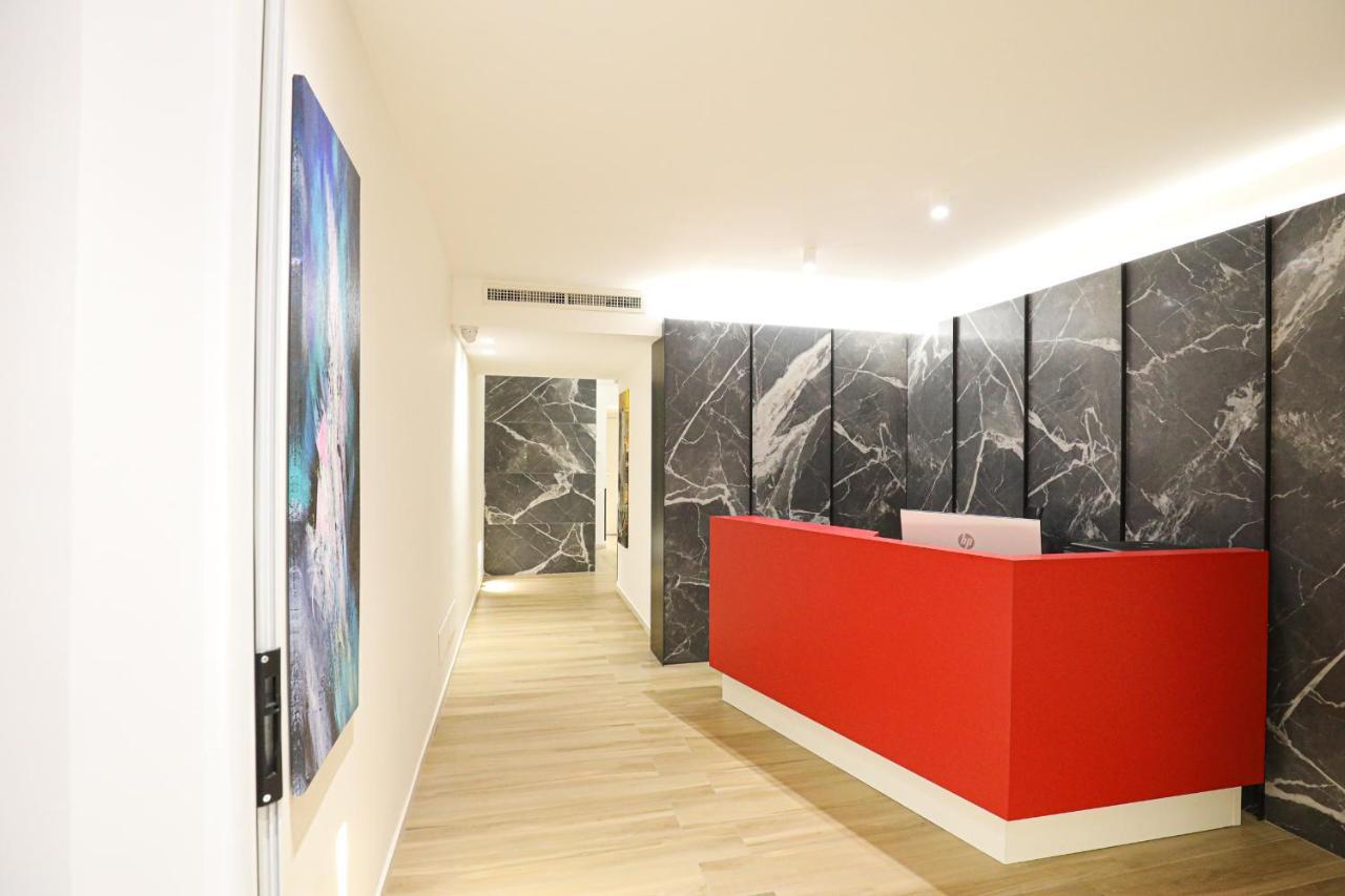 Municipio Luxury Suite Napoli Bagian luar foto